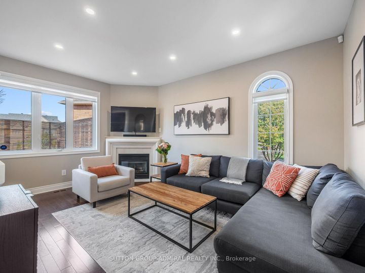 Photo 8 at 1057 Warby Trail, Wyndham, Newmarket