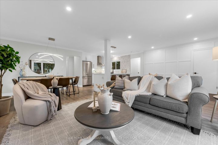 Photo 6 at 3 MULOCK Avenue, Sunninghill, Hamilton