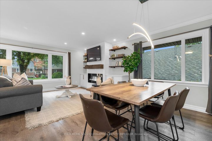 Photo 11 at 3 MULOCK Avenue, Sunninghill, Hamilton