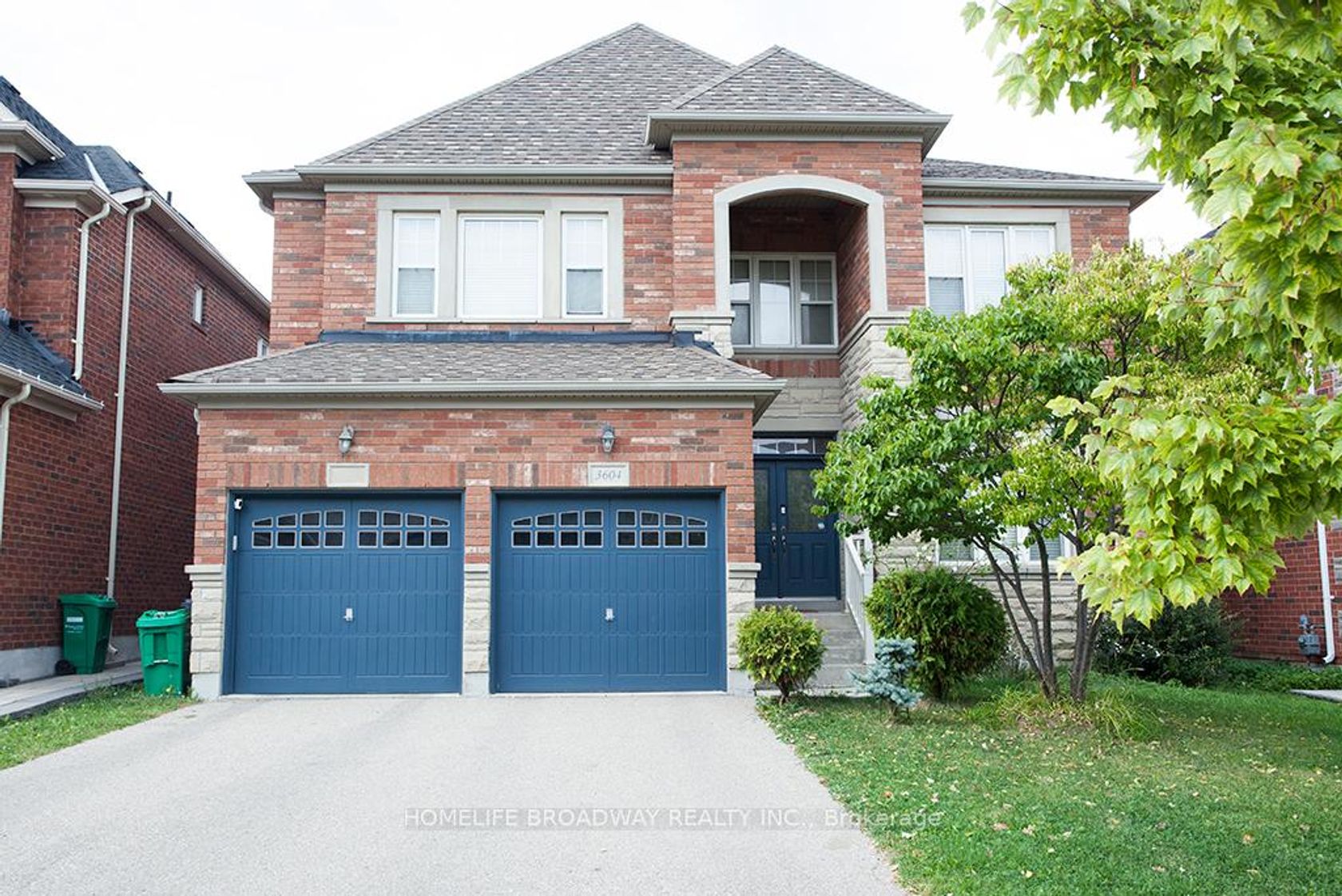 3604 Steeple Chase Crescent, Churchill Meadows, Mississauga by Loree Meneguzzi Real Estate 3604 Steeple Chase Crescent, Churchill Meadows, Mississauga