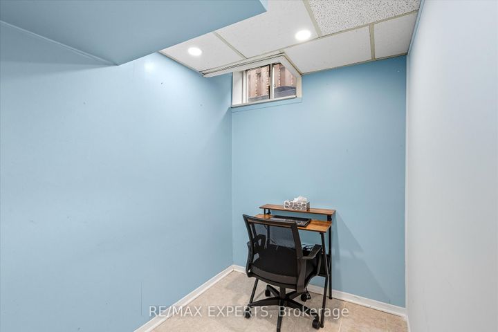Photo 19 at 36 Nancy Mccredie Drive, Brampton West, Brampton