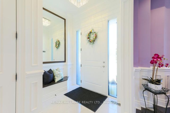 Photo 1 at 44 Scarboro Crescent, Cliffcrest, Toronto