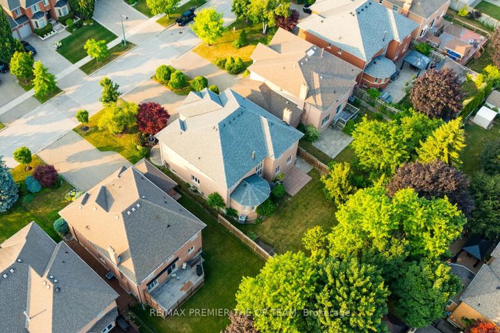 Photo 43 at 77 Malden Street, East Woodbridge, Vaughan