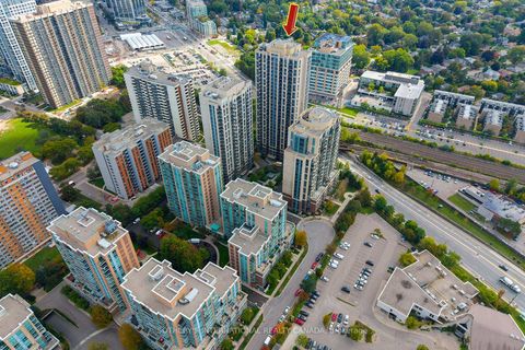 Photo 2 at 208 - 3 Michael Power Place, City Centre West, Toronto