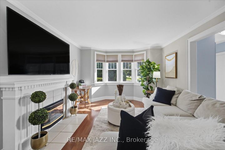 Photo 6 at 145 Switzer Drive, Centennial, Oshawa