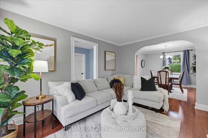 Photo 8 at 145 Switzer Drive, Centennial, Oshawa