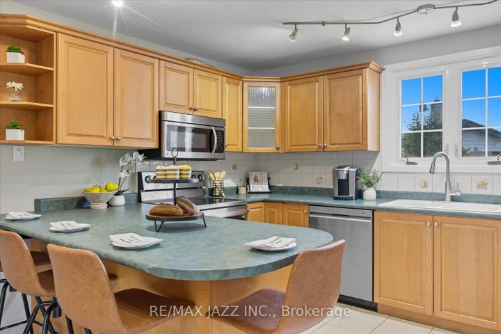 Photo 13 at 145 Switzer Drive, Centennial, Oshawa