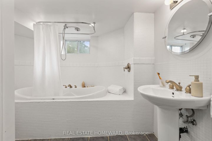 Photo 21 at 86 Floyd Avenue, Broadview North, Toronto