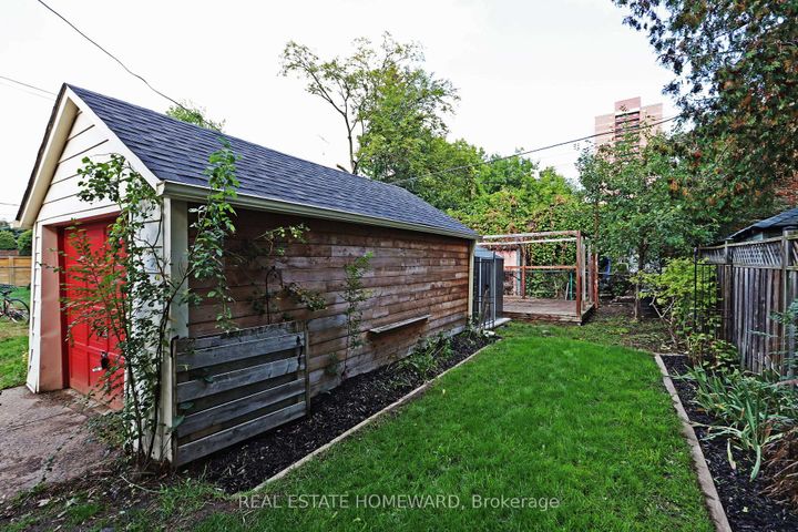 Photo 28 at 86 Floyd Avenue, Broadview North, Toronto