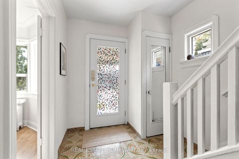 Photo 3 at 86 Floyd Avenue, Broadview North, Toronto