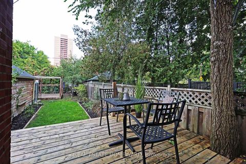 Photo 32 at 86 Floyd Avenue, Broadview North, Toronto