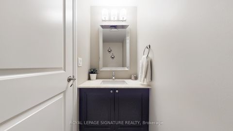 Photo 11 at 105 - 12 Woodstream Boulevard, Vaughan Grove, Vaughan