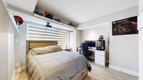 Photo 18 at 105 - 12 Woodstream Boulevard, Vaughan Grove, Vaughan