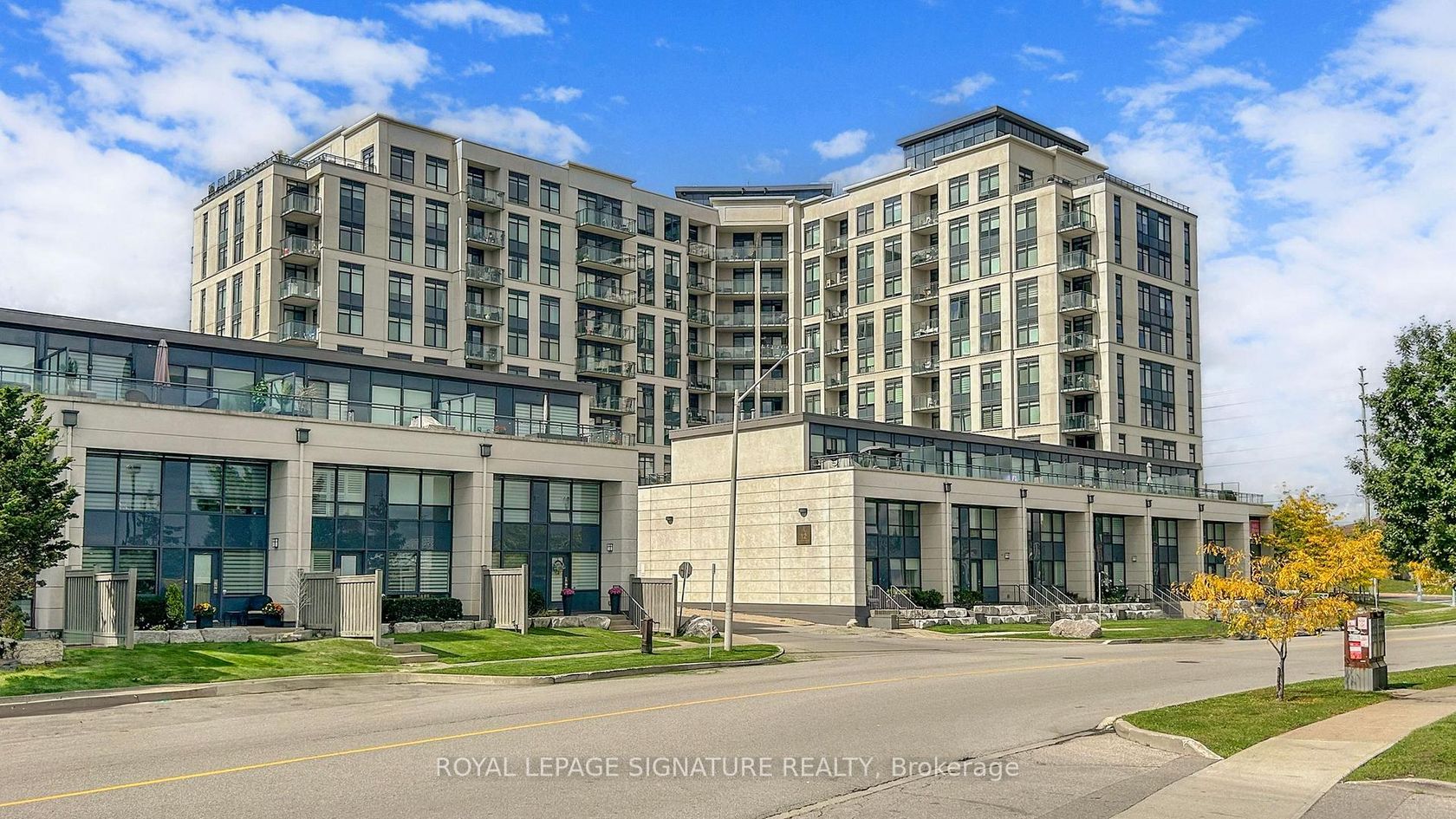 105 - 12 Woodstream Boulevard, Vaughan Grove, Vaughan 