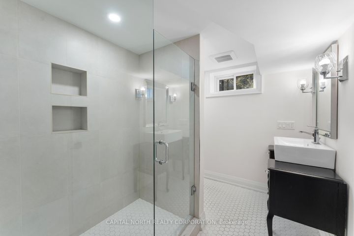 Photo 31 at 19 Vanderbrent Crescent, Richview, Toronto