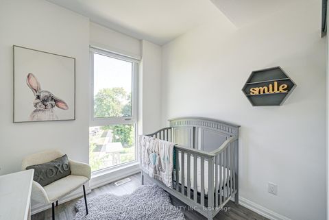 Photo 11 at TH 18 - 10 Brin Drive, Humber Valley, Toronto
