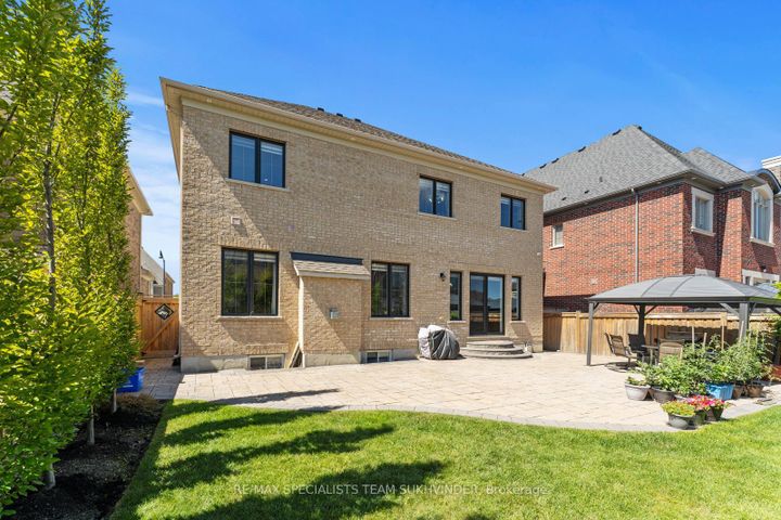 Photo 43 at 4 Rockton Court, Toronto Gore Rural Estate, Brampton