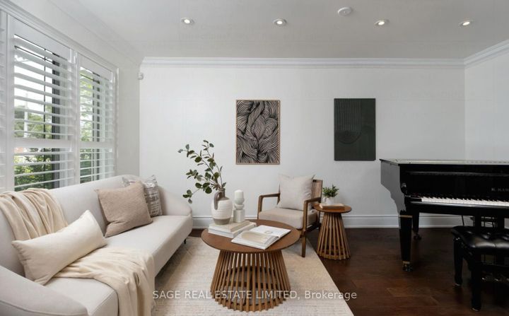 Photo 4 at 3 Fairfield Road, Mount Pleasant East, Toronto