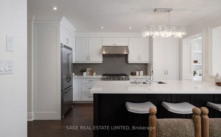 Photo 11 at 3 Fairfield Road, Mount Pleasant East, Toronto