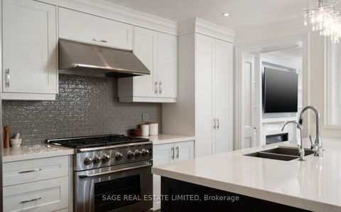Photo 7 at 3 Fairfield Road, Mount Pleasant East, Toronto