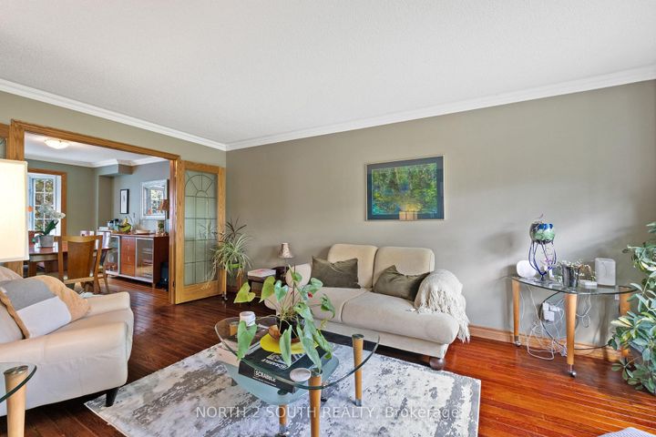 Photo 7 at 18 Mitchell Avenue, Heart Lake West, Brampton