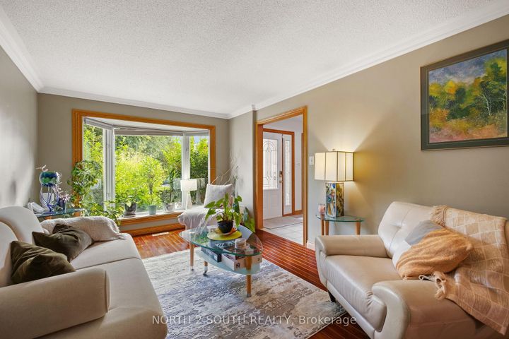 Photo 9 at 18 Mitchell Avenue, Heart Lake West, Brampton