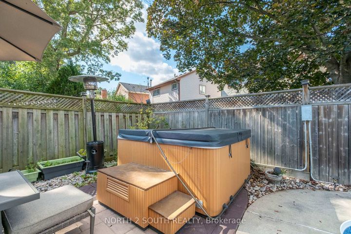 Photo 44 at 18 Mitchell Avenue, Heart Lake West, Brampton