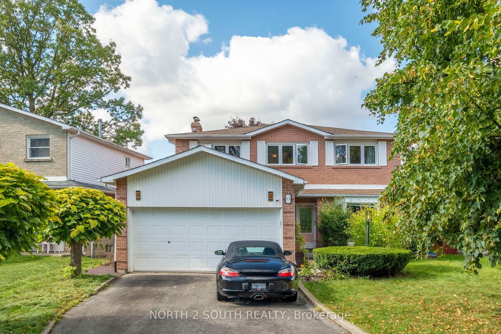 18 Mitchell Avenue, Heart Lake West, Brampton 2