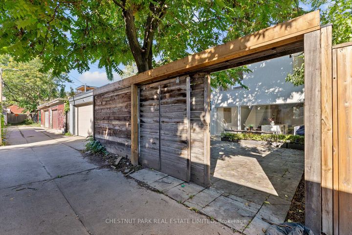 Photo 16 at 82 Robert Street, University, Toronto