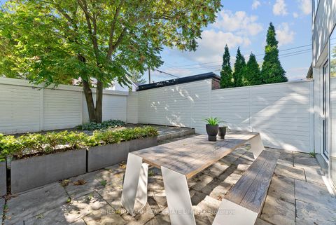 Photo 13 at 82 Robert Street, University, Toronto Photo 13 at 82 Robert Street, University, Toronto