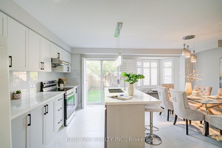 Photo 8 at 32 Frobisher Street, Langstaff, Richmond Hill