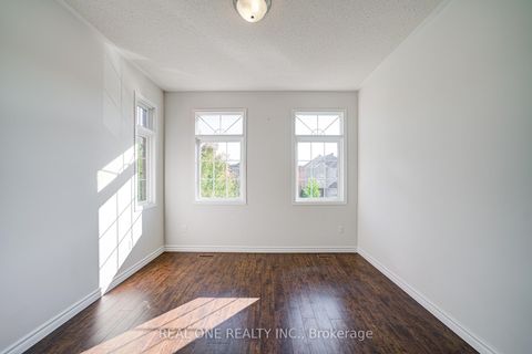 Photo 25 at 32 Frobisher Street, Langstaff, Richmond Hill