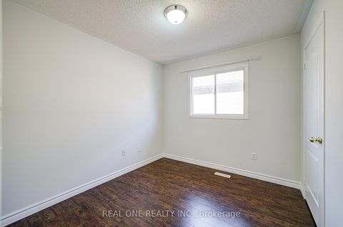 Photo 30 at 32 Frobisher Street, Langstaff, Richmond Hill Photo 30 at 32 Frobisher Street, Langstaff, Richmond Hill