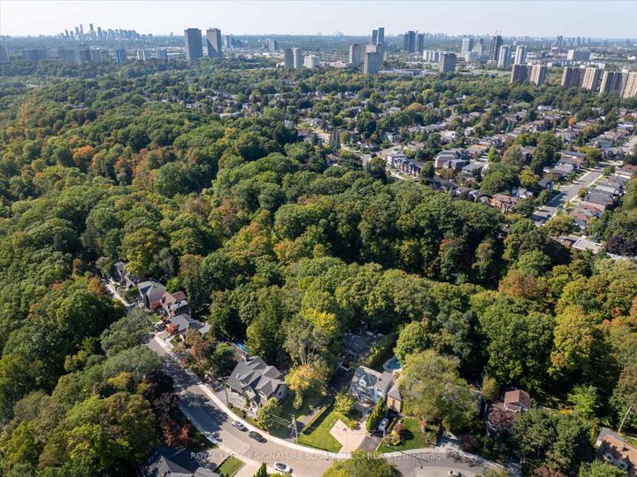 Photo 1 at 34 Glenwood Crescent, Parkview, Toronto