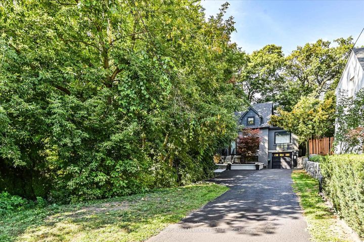 Photo 6 at 34 Glenwood Crescent, Parkview, Toronto