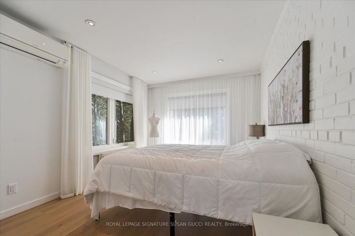 Photo 17 at 34 Glenwood Crescent, Parkview, Toronto