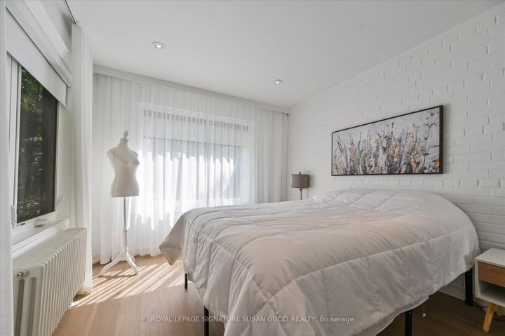 Photo 18 at 34 Glenwood Crescent, Parkview, Toronto
