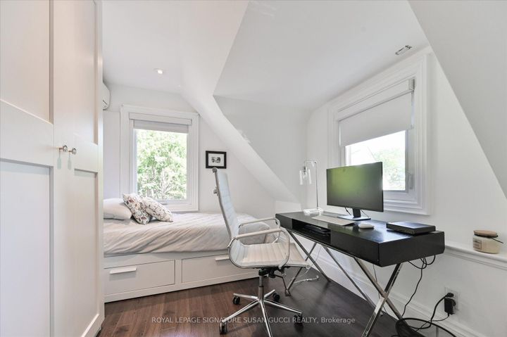 Photo 25 at 34 Glenwood Crescent, Parkview, Toronto