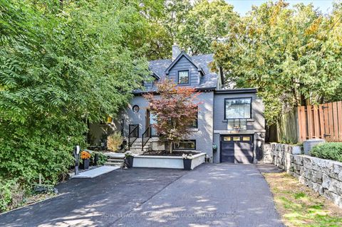 Photo 7 at 34 Glenwood Crescent, Parkview, Toronto