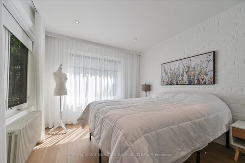 Photo 18 at 34 Glenwood Crescent, Parkview, Toronto
