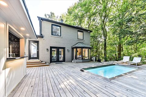 Photo 34 at 34 Glenwood Crescent, Parkview, Toronto