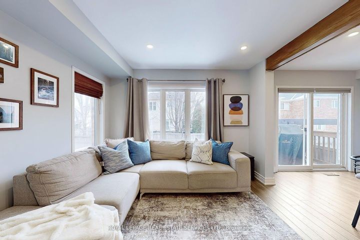 Photo 5 at 4830 Thomas Alton Boulevard, Alton, Burlington