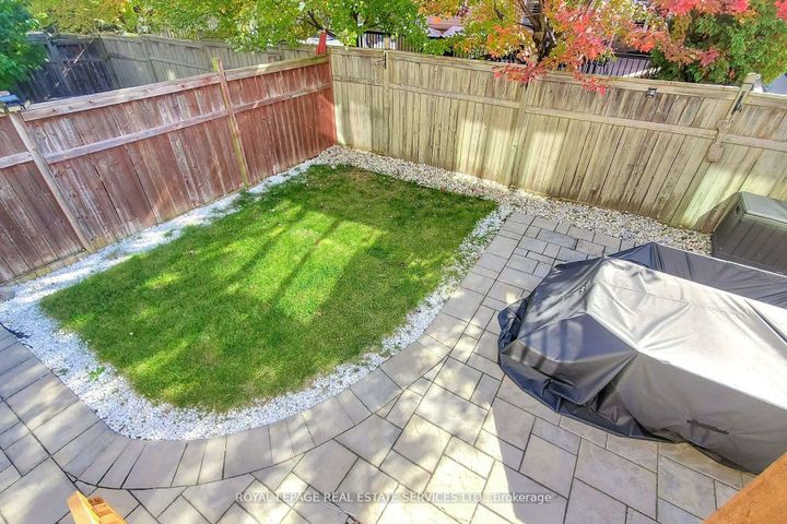 Photo 38 at 4830 Thomas Alton Boulevard, Alton, Burlington
