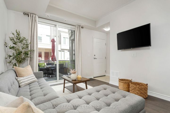 Photo 1 at 6 - 135 Long Branch Avenue, Long Branch, Toronto