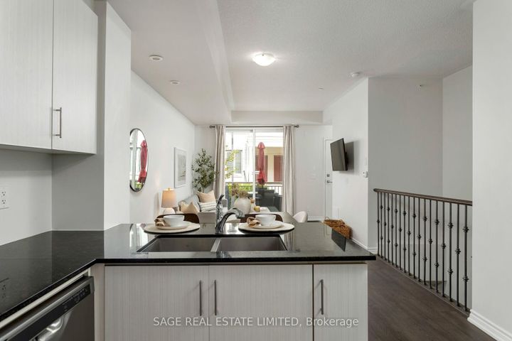 Photo 9 at 6 - 135 Long Branch Avenue, Long Branch, Toronto