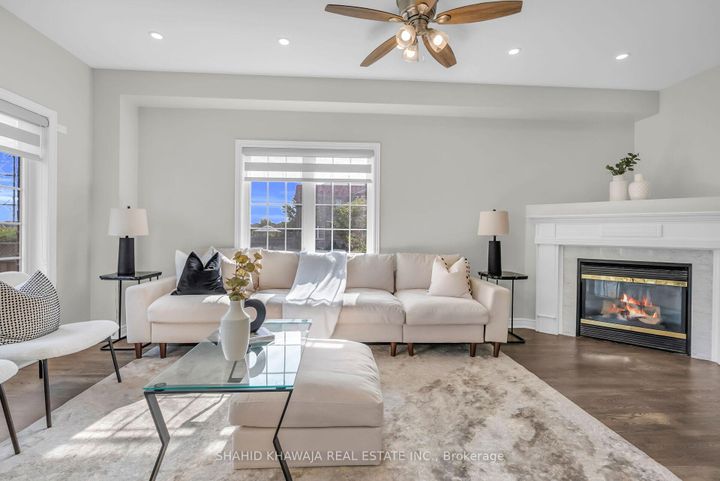 Photo 14 at 4839 Marble Arch Mews, Churchill Meadows, Mississauga