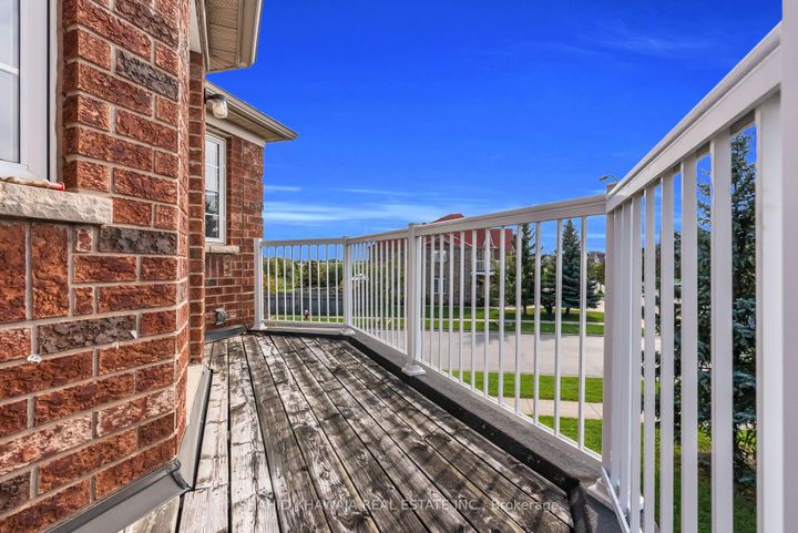 Photo 33 at 4839 Marble Arch Mews, Churchill Meadows, Mississauga