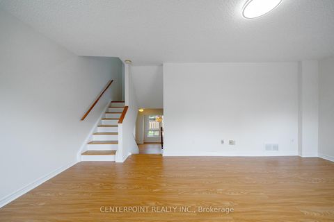 Photo 14 at 42 Sego Royal Way, Hillcrest Village, Toronto