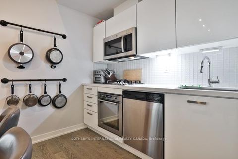 Photo 13 at 915 - 39 Brant Street, Waterfront Communities C1, Toronto