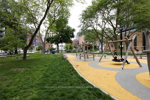 Photo 22 at 915 - 39 Brant Street, Waterfront Communities C1, Toronto
